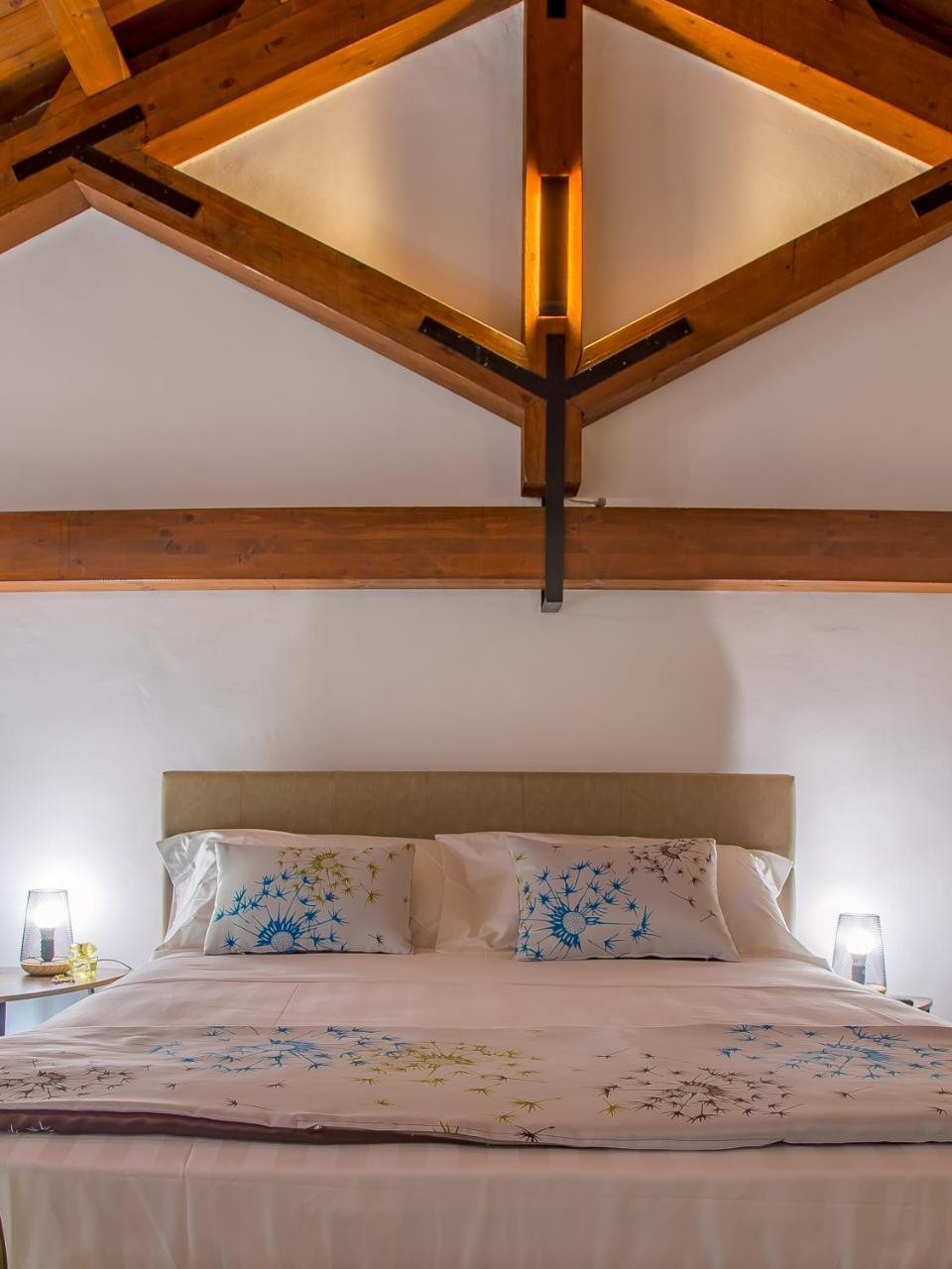 Le Maestranze Deluxe Rooms Шакка Экстерьер фото
