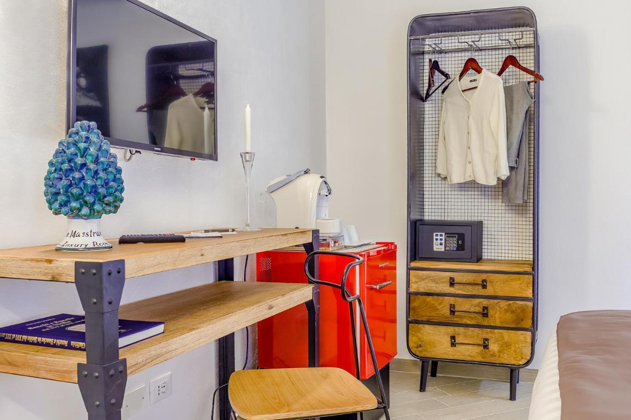 Le Maestranze Deluxe Rooms Шакка Экстерьер фото